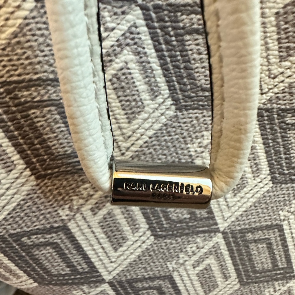 Karl Lagerfeld Paris Adele Crossbody Bucket - Picture 5 of 12
